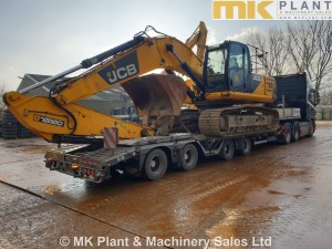 JCB Js 290 (1)
